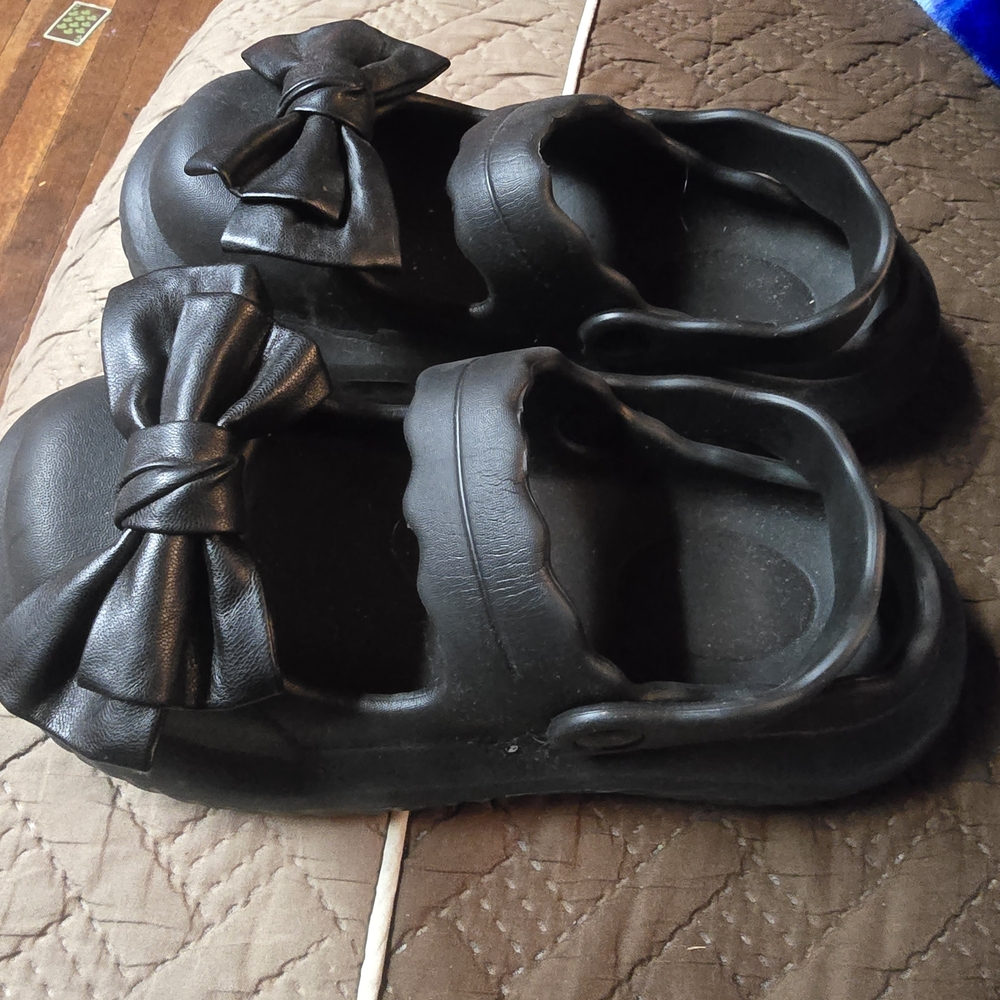 Black Bow Slip-On Shoes